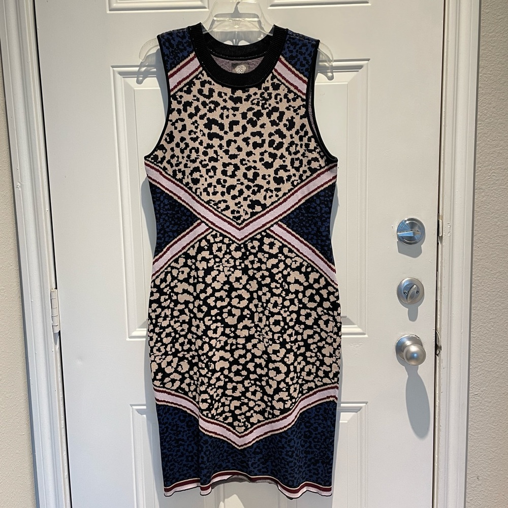 Vince Camuto Animal Print Sheath Bodycon Jacquard Sleeveless Dress Size Large